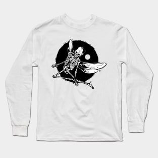 Winged Skeleton Grunge Long Sleeve T-Shirt